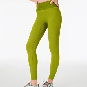 Seamless Rib 7/8 Legging - Green Apple - Outdoor Voices
